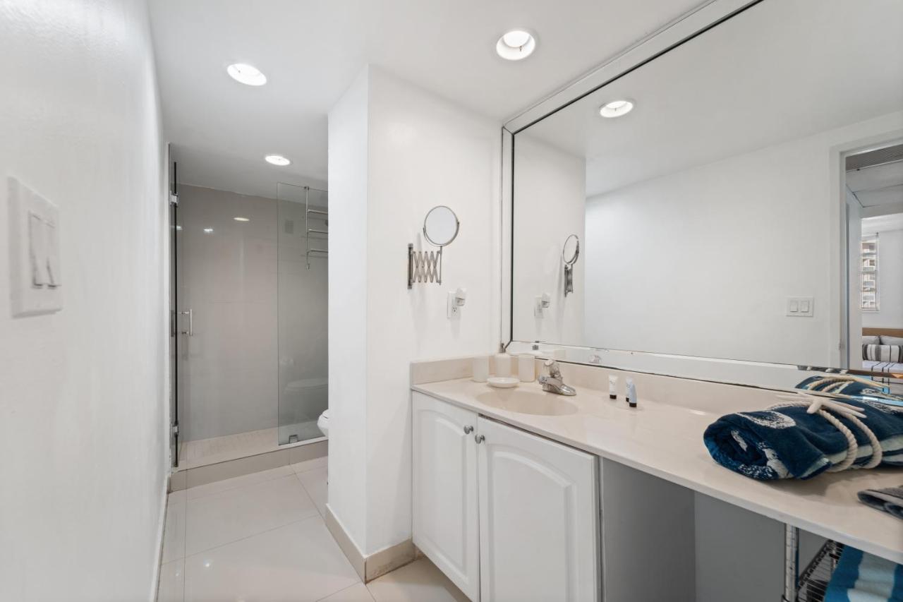 Luxury Beachfront Condo Private Beach Access, Pool & Game Room!!! Hollywood Exterior foto